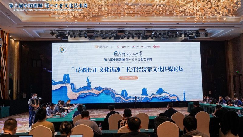 品牌宣传片材质选择：材质背后的故事**